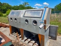 SKAT-BLAST DUAL-STATION ABRASIVE BLAST CABINET W/ (2) BLAST-VAC DUST COLLECTORS