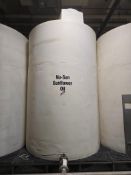 4,500 GALLON HDPE TANK & VALVE