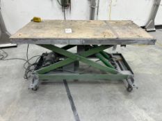 HYDRAULIC SCISSOR LIFT TABLE WITH HANDHELD REMOTE CONTROLS