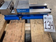KURT DX6 SERIES CROSSOVER PRECISION MACHINE VISE - 6