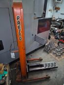 LEE ENGINEERING 466 HYDRAULIC LIFT STACKER - 1,000 LBS CAPACITY, 15" LC