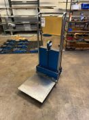 VESTIL HYD-5 880 LBS CAPACITY HYDRAULIC LIFT CART