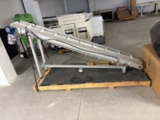 INCLINE FLAT CONVEYOR