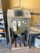 DAYTON 3Z849 ABRASIVE BLAST CABINET