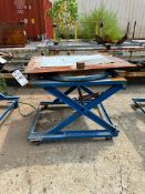 VESTIL PS-4045/CA 4,000 LB CAPACITY HYDRAULIC LIFT TABLE