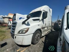 2018 FREIGHTLINER CASCADIA 126 SLEEPER SEMI TRUCK TRACTOR TANDEM AXLE