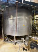 6800 Gal Vertical Mix Tank