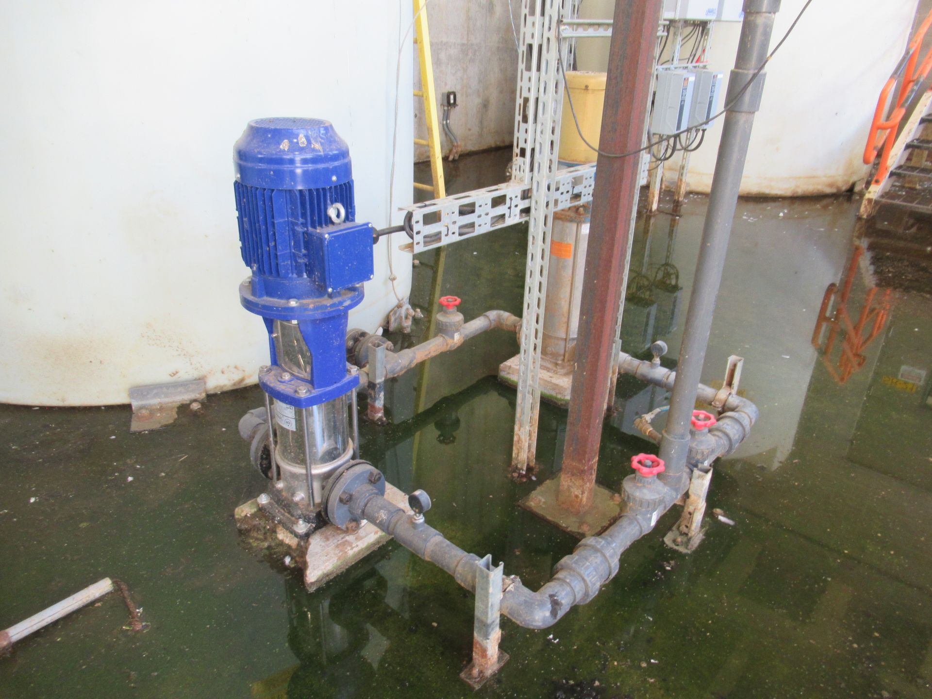 [Lot] of (2) RO Reject & Cooling Tower Make-up Tanks, 2500 gal with ...
