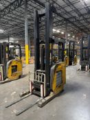Narrow Aisle Reach Truck