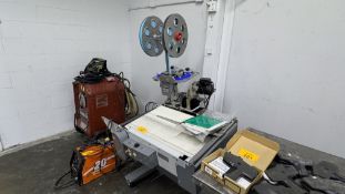 Integrated Bag Closing System