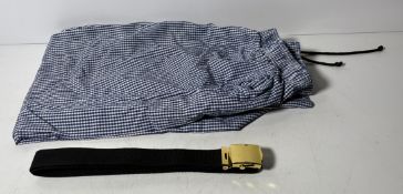 Various types of ex-military clothing - 182kg - may require repair or be as spares