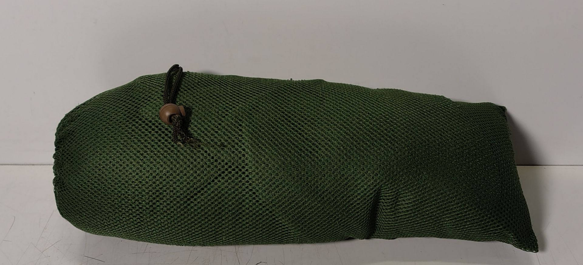 300x British Army combat towels - mixed types and mixed sizes - Image 11 of 13