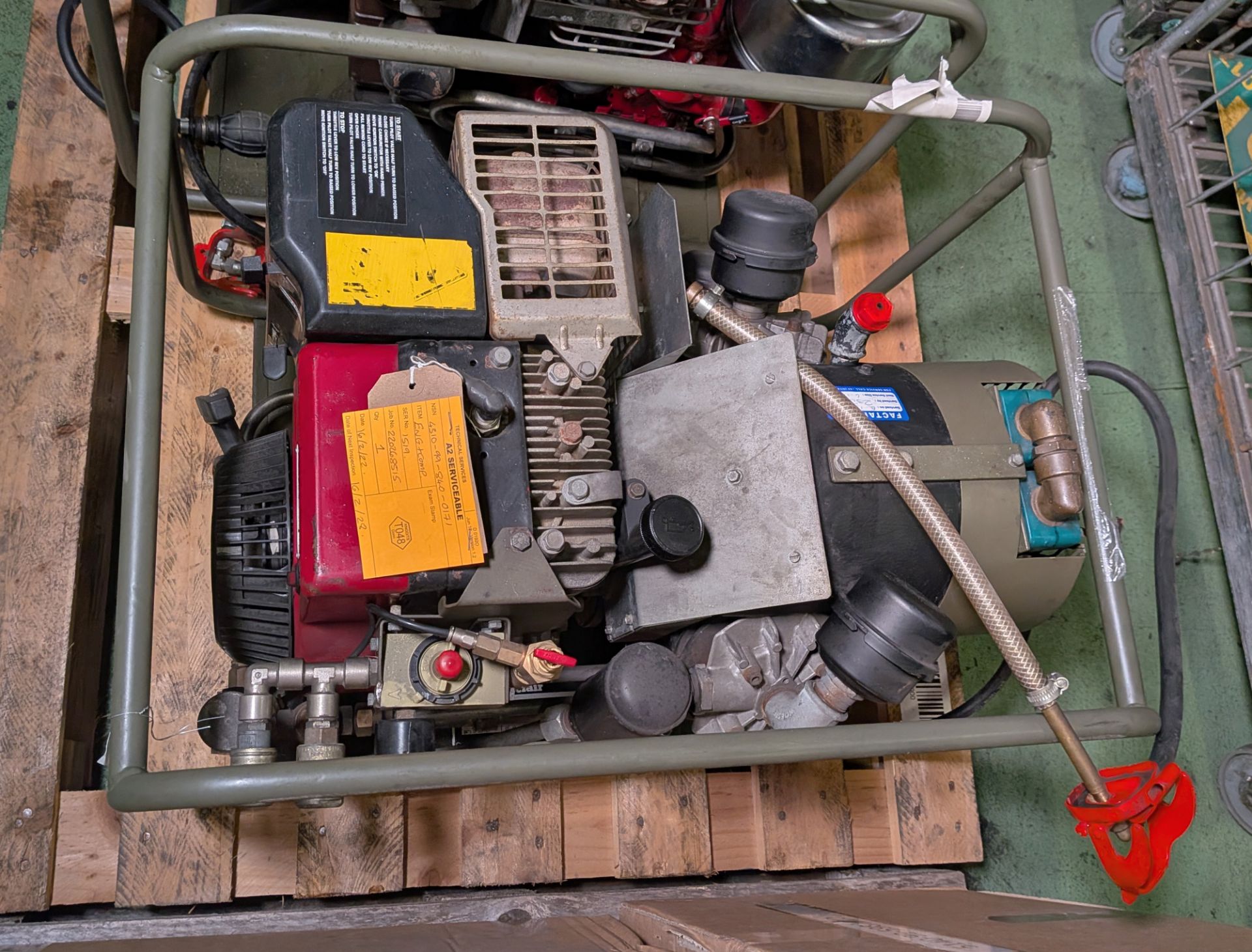 Factair FLF16P Briggs and Stratton powered air compressor - Serial no. 4182/1519 - Image 3 of 5