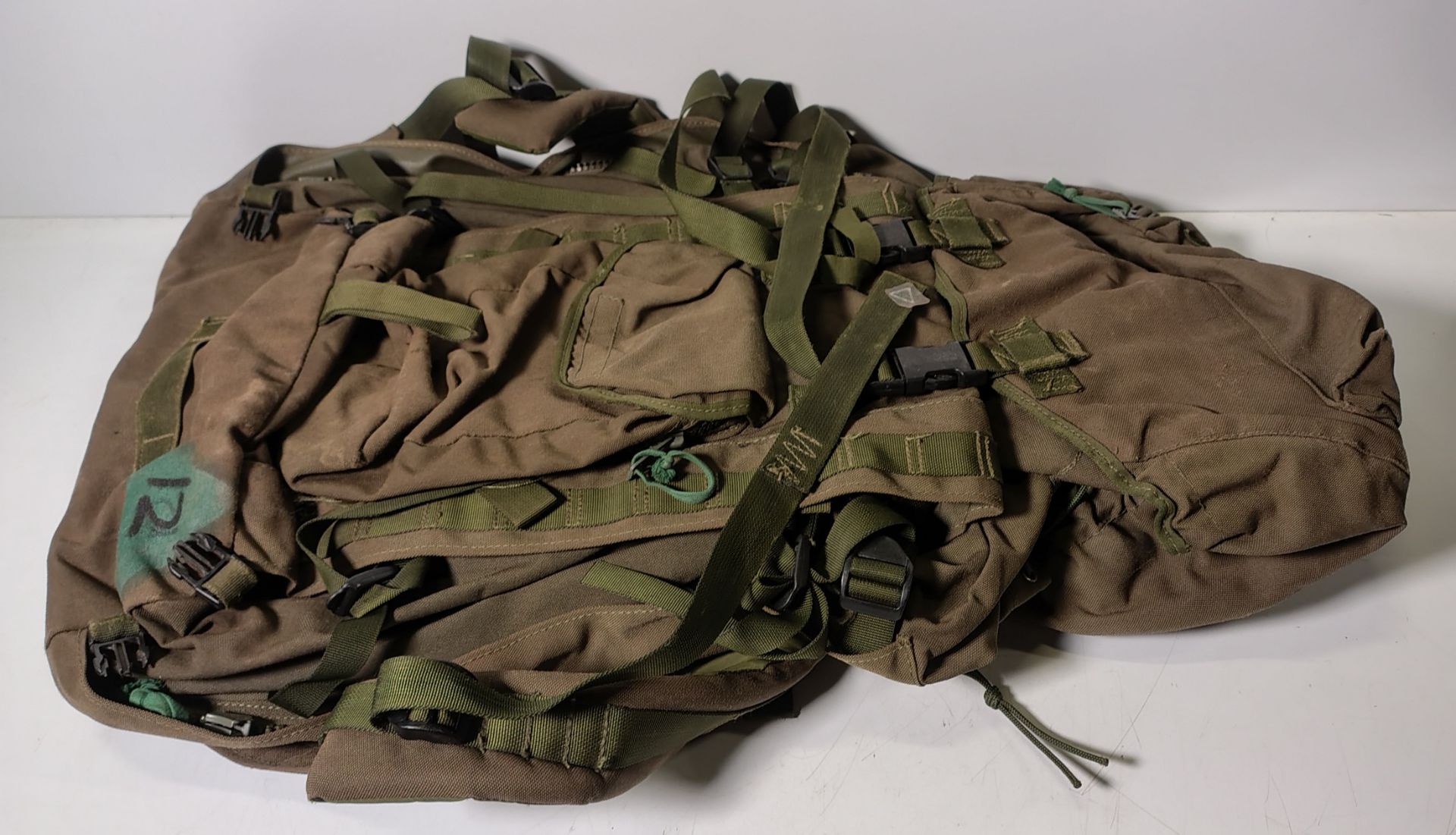 Mixed bags - rucksacks, holdalls - may require repair or be as spares - 130kg - Image 4 of 12