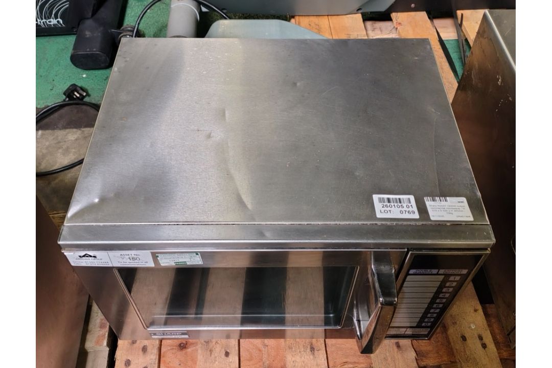 Sharp R24AT 1900W output commercial microwave - W 510 x D 530 x H 340mm - 33kg - Image 2 of 4