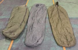 30x Medium weight sleeping bags - various types - may include arctic