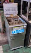 Pitco 35C+ stainless steel single tank gas fryer - W 380 x D 820 x H 1180mm - 65kg