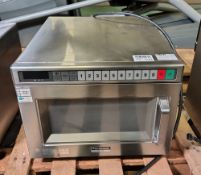 Panasonic NE1856 1800W output commercial microwave - W 420 x D 570 x H 340mm - 30kg