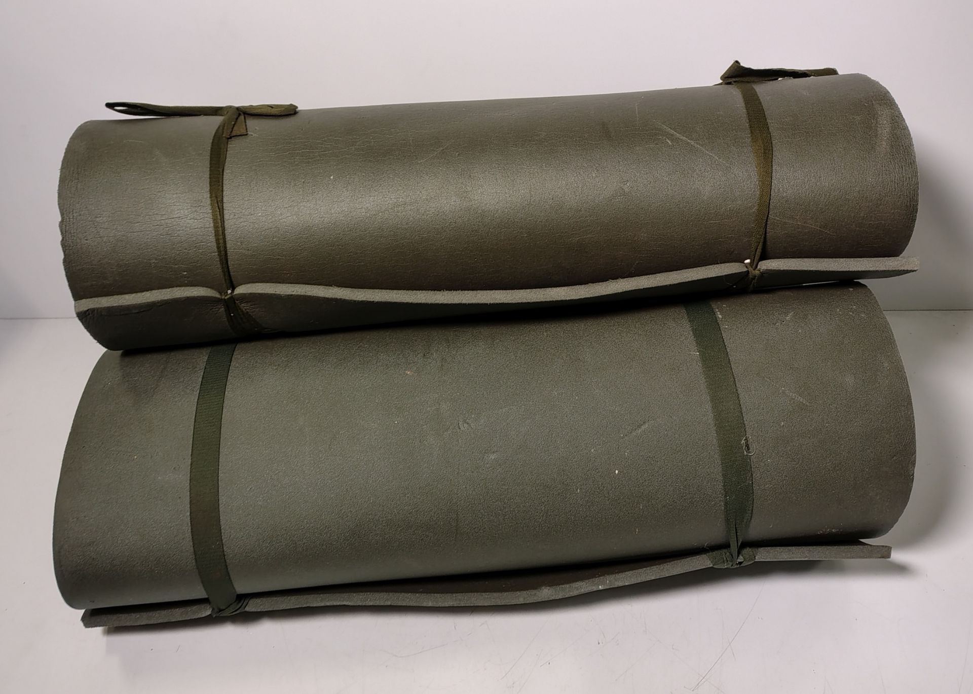 54x Sleeping roll mats
