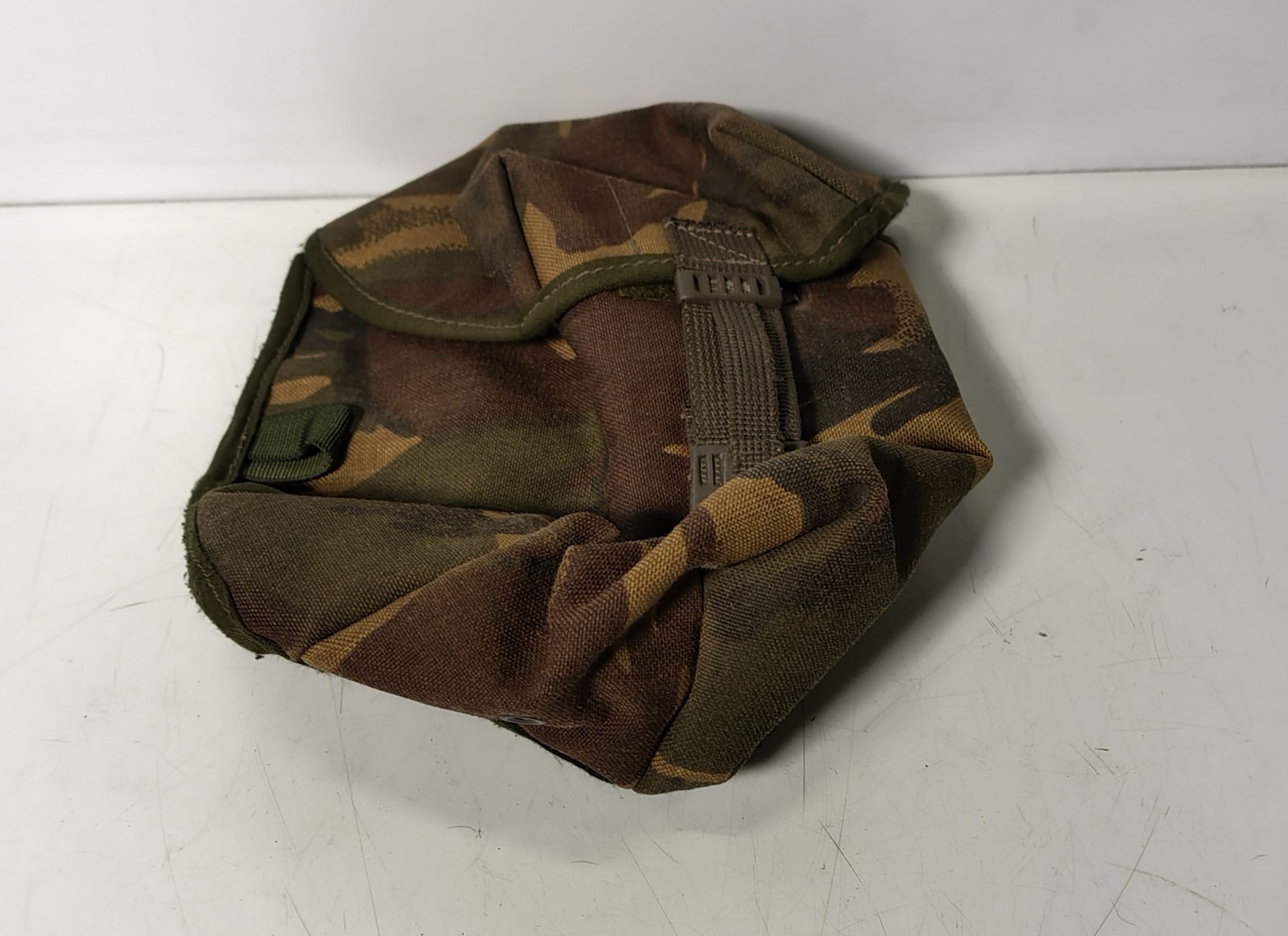 Various types of ex-military DPM accessories - 150kg – may require repair/be incomplete - Image 8 of 18