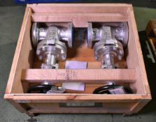 2x H.H. Valves WBC 300 size 3 L1947 gate valves - 28.8 BAR-125c - W 280 x D 210 x H 600mm