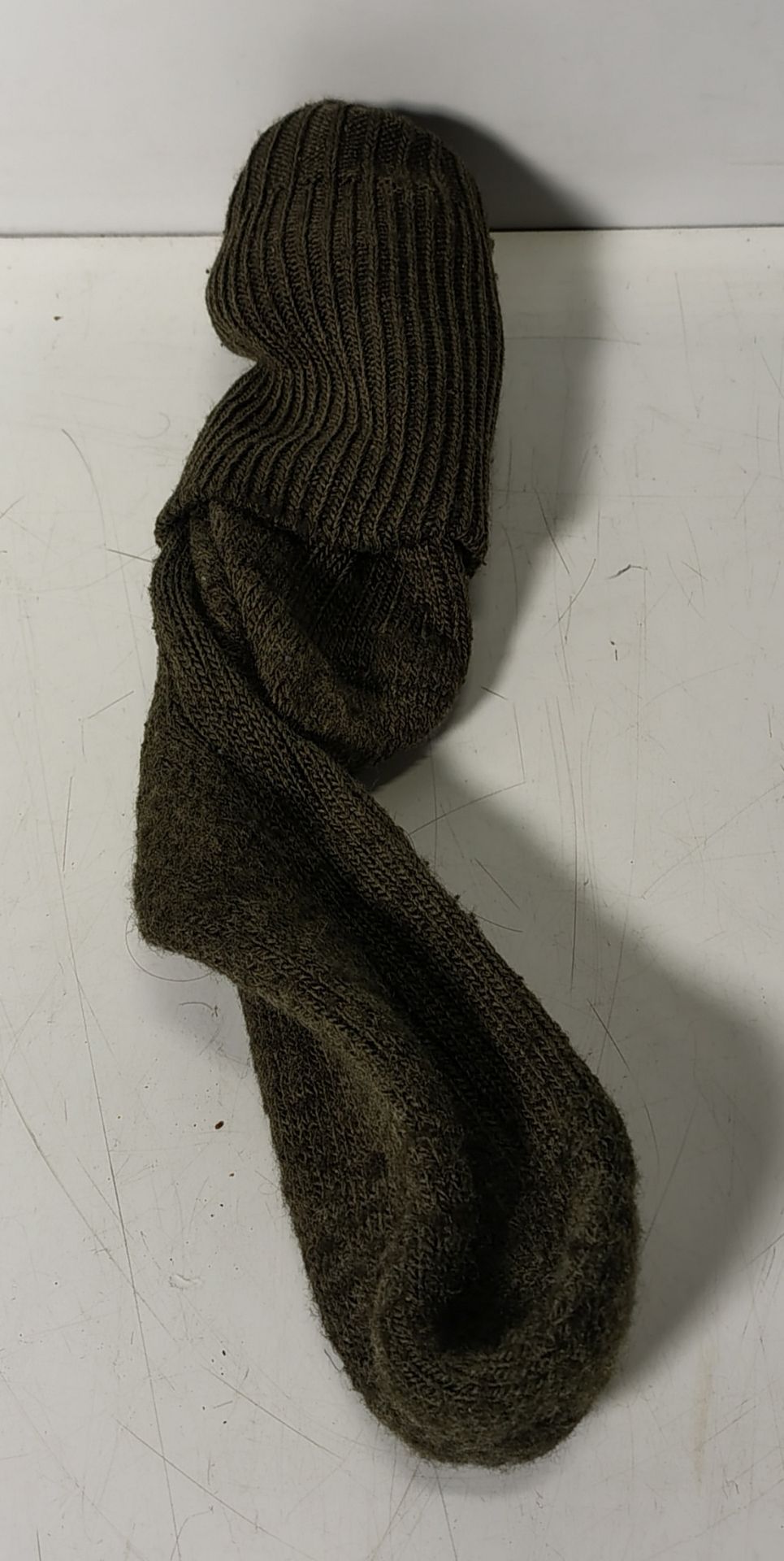 Various mixed socks - various sizes - paired & unpaired - unknown quantity - 140kg - Image 7 of 9