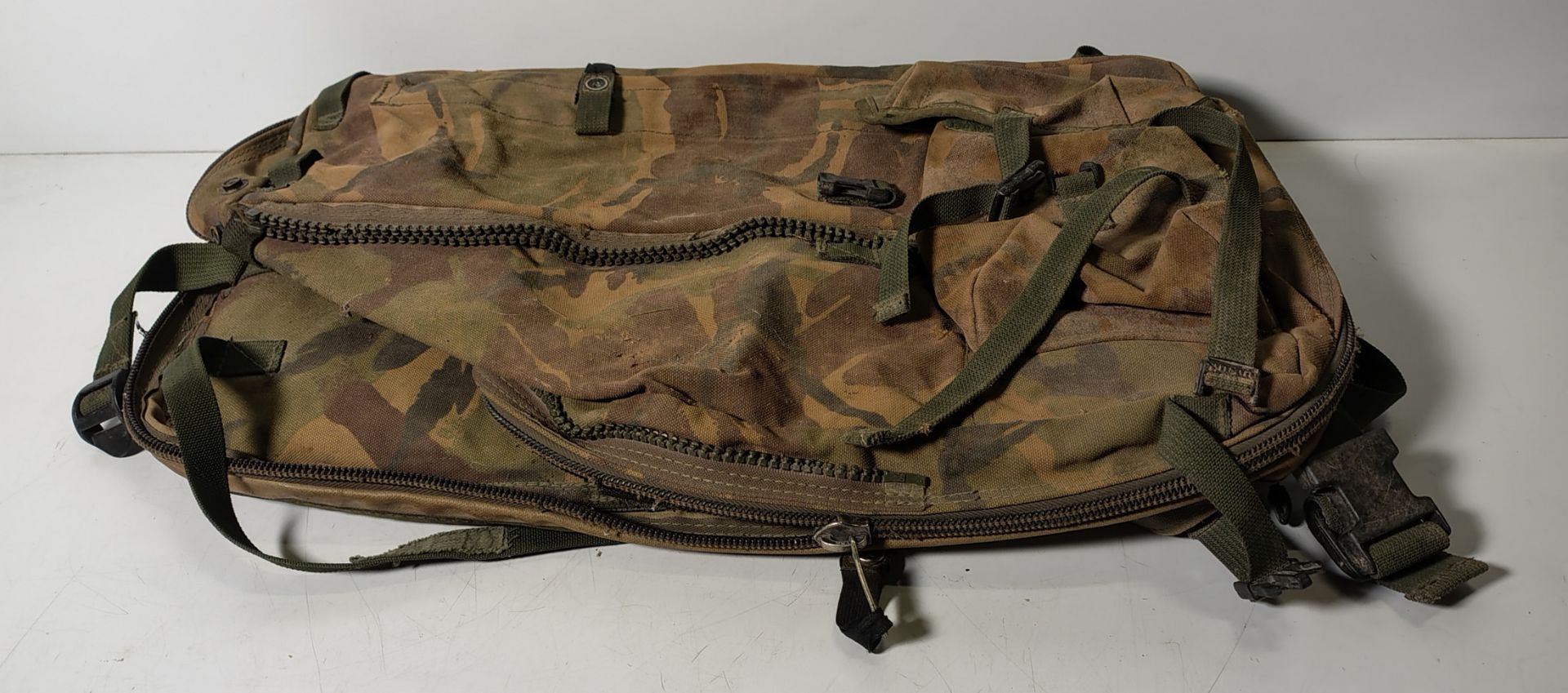 Mixed bags - rucksacks, holdalls - may require repair or be as spares - 114kg - Image 4 of 10