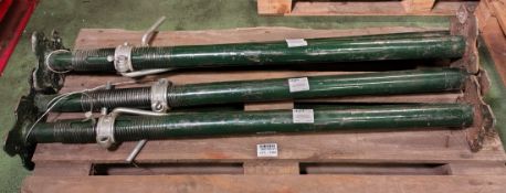 4x Adjustable acrow props - length - 1070-1800mm