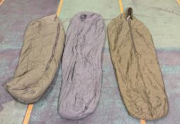30x Medium weight sleeping bags - various types - may include arctic