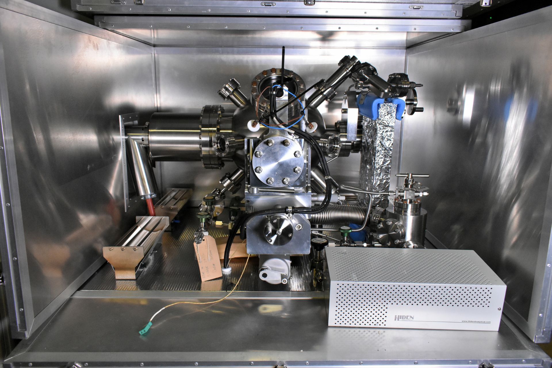 CVT ltd Temperature Programmed Desorption unit - manufactured in 2009 - full details in the desc. - Image 3 of 68
