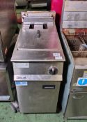 Lincat OG8106/N stainless steel single tank twin basket gas fryer - NO BASKETS