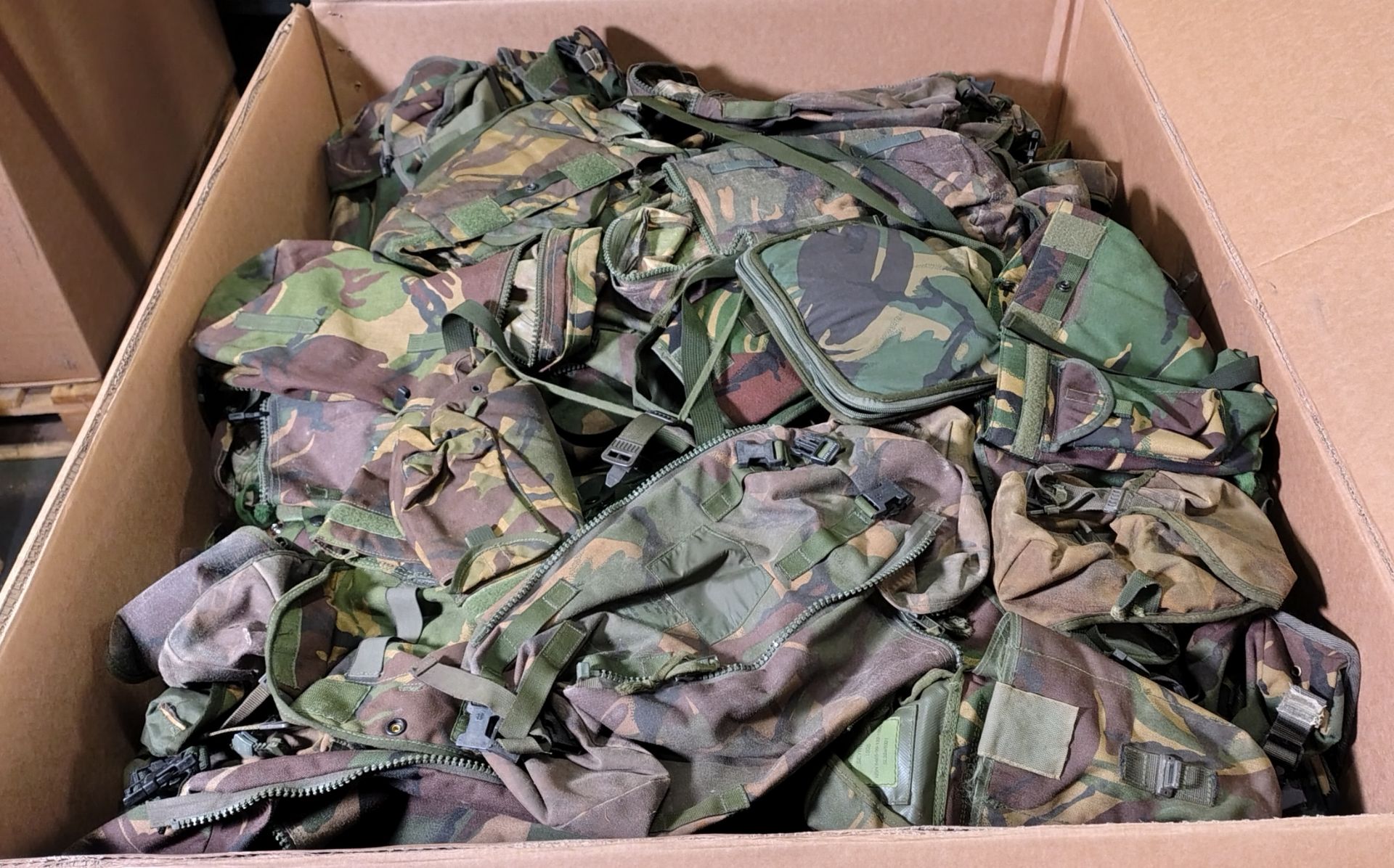 Various types of ex-military DPM accessories - 127kg – may require repair/be incomplete - Image 20 of 20