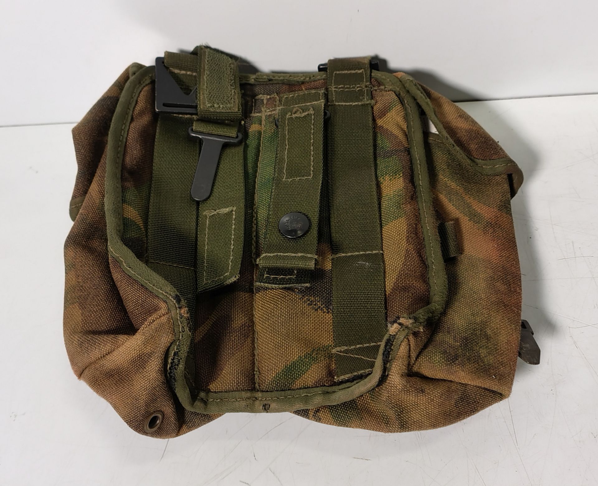 Various types of ex-military DPM accessories - 167kg – may require repair / be incomplete - Image 5 of 10