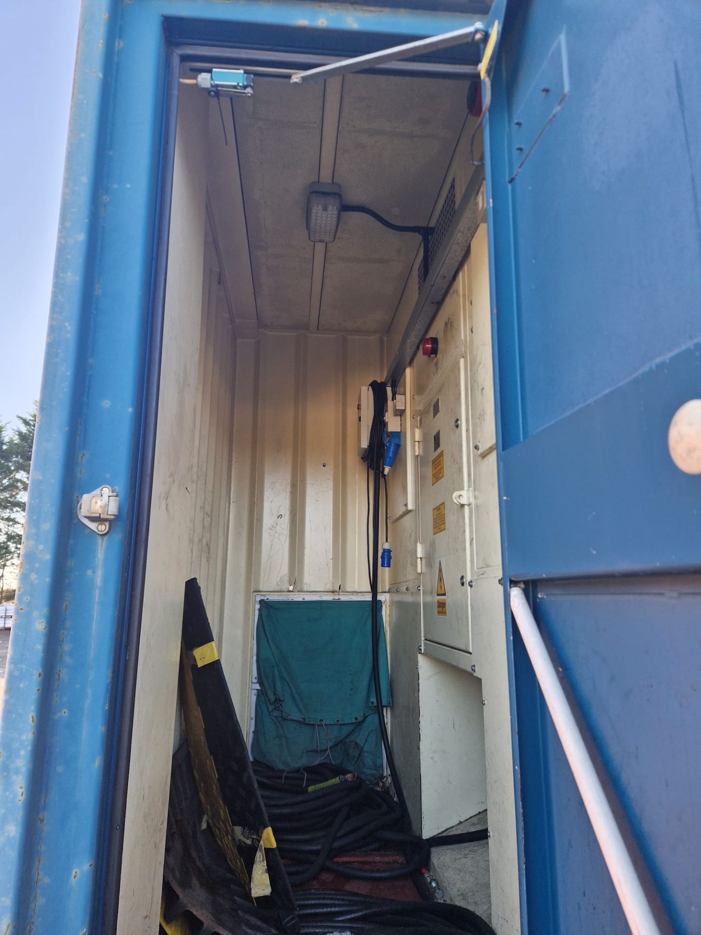 Crestchic Loadbanks 3097kW reactive load bank & twin axle trailer - full details in the desc. - Image 6 of 37