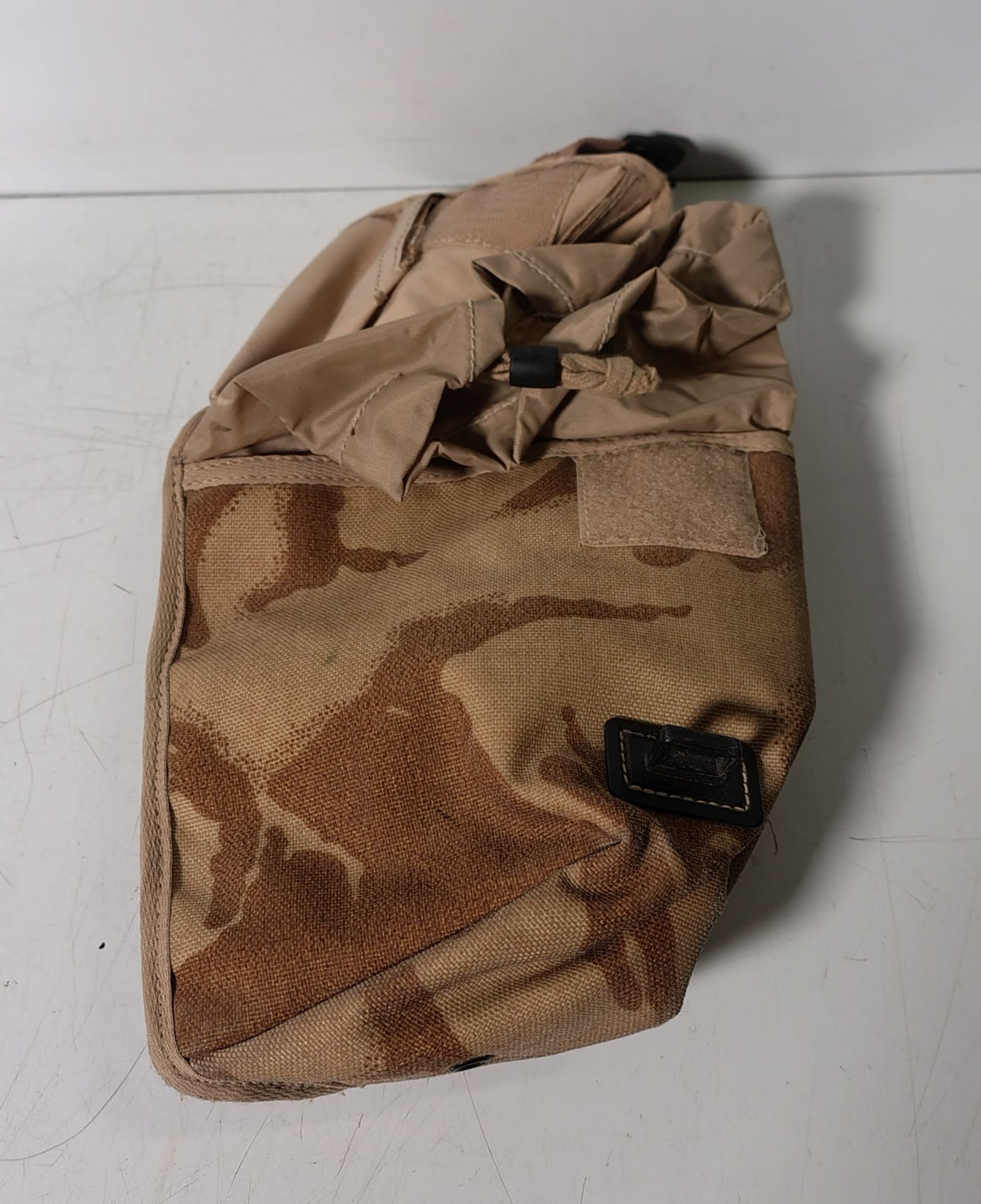 Various types of ex-military desert accessories - 154kg – may require repair/be incomplete - Image 7 of 15