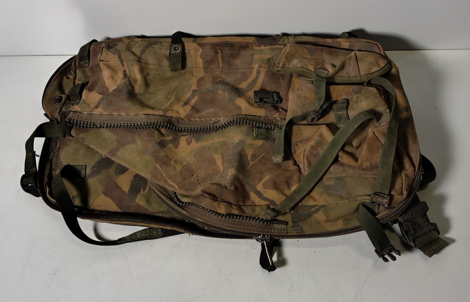 Mixed bags - rucksacks, holdalls - may require repair or be as spares - 114kg - Image 5 of 10