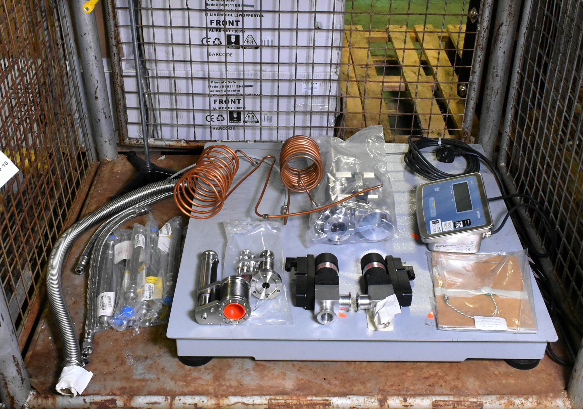 CVT ltd Temperature Programmed Desorption unit - manufactured in 2009 - full details in the desc. - Image 62 of 68