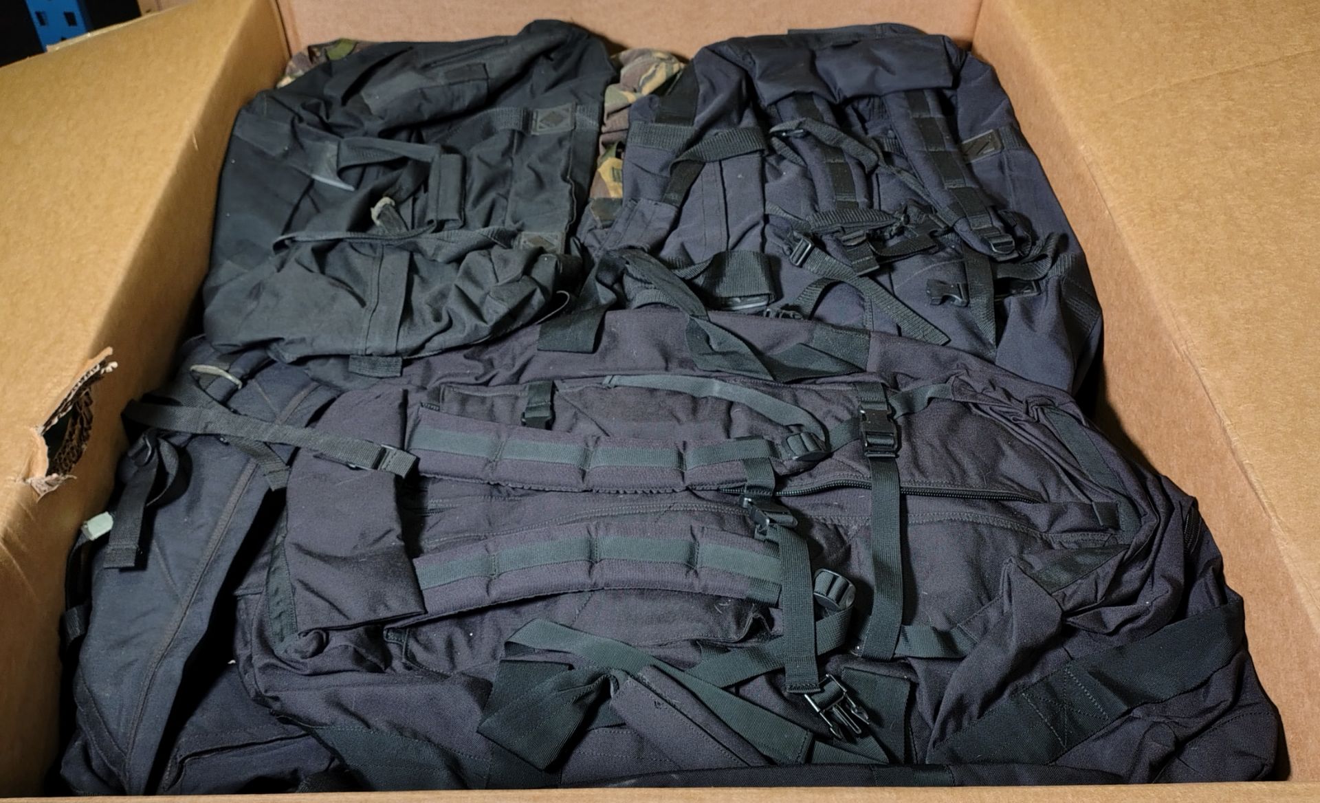 Mixed bags - rucksacks, holdalls - may require repair or be as spares - 139kg - Image 7 of 7