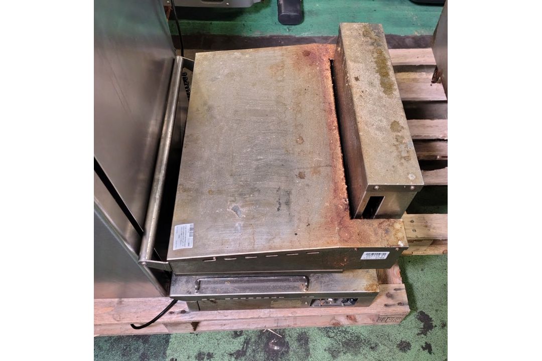 Lincat OE8306 stainless steel electric salamander grill - W 600 x D 490 x H 490mm - 62kg - Image 2 of 4