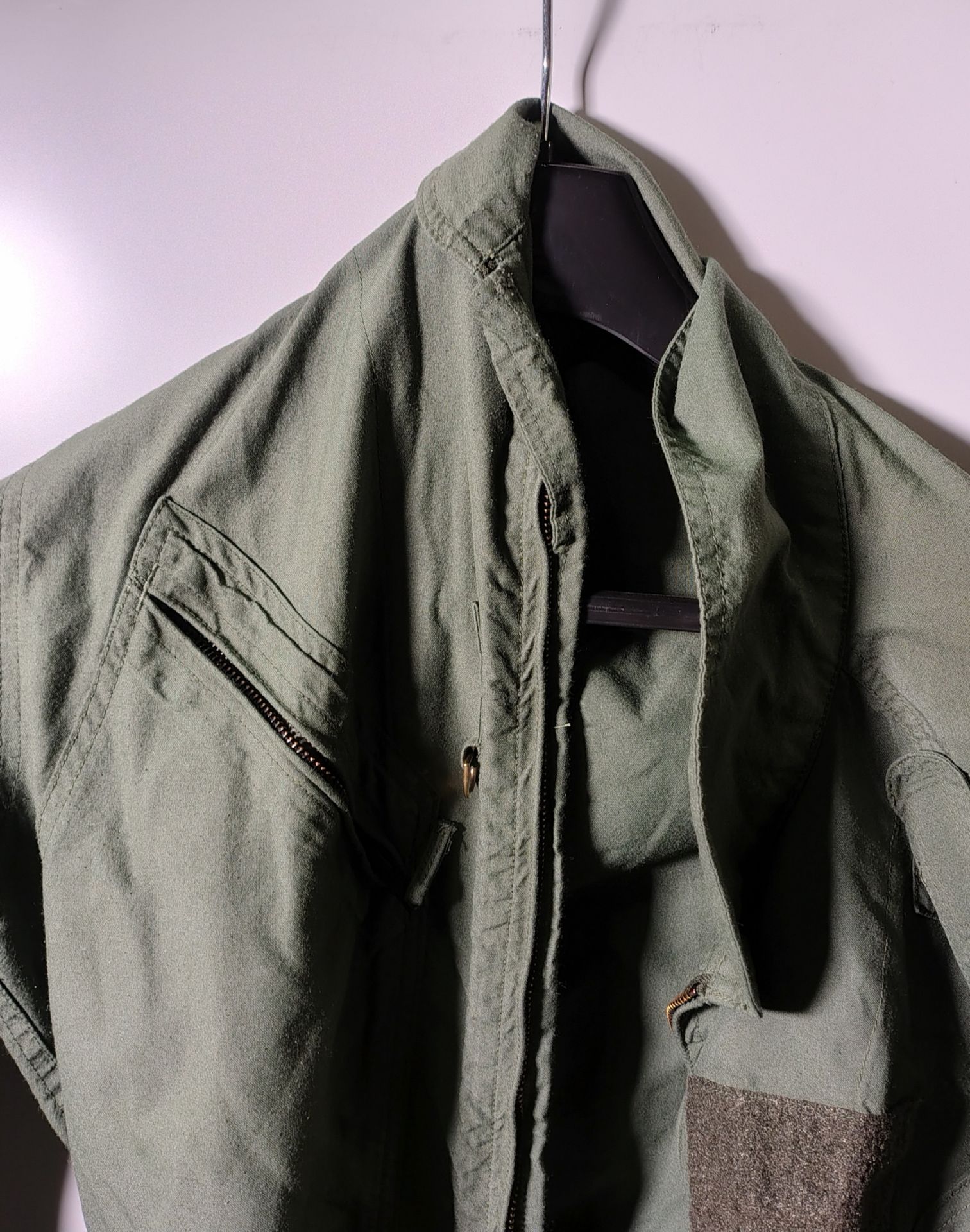 Various types of ex-military clothing - 200kg - may require repair or be as spares - Image 8 of 9