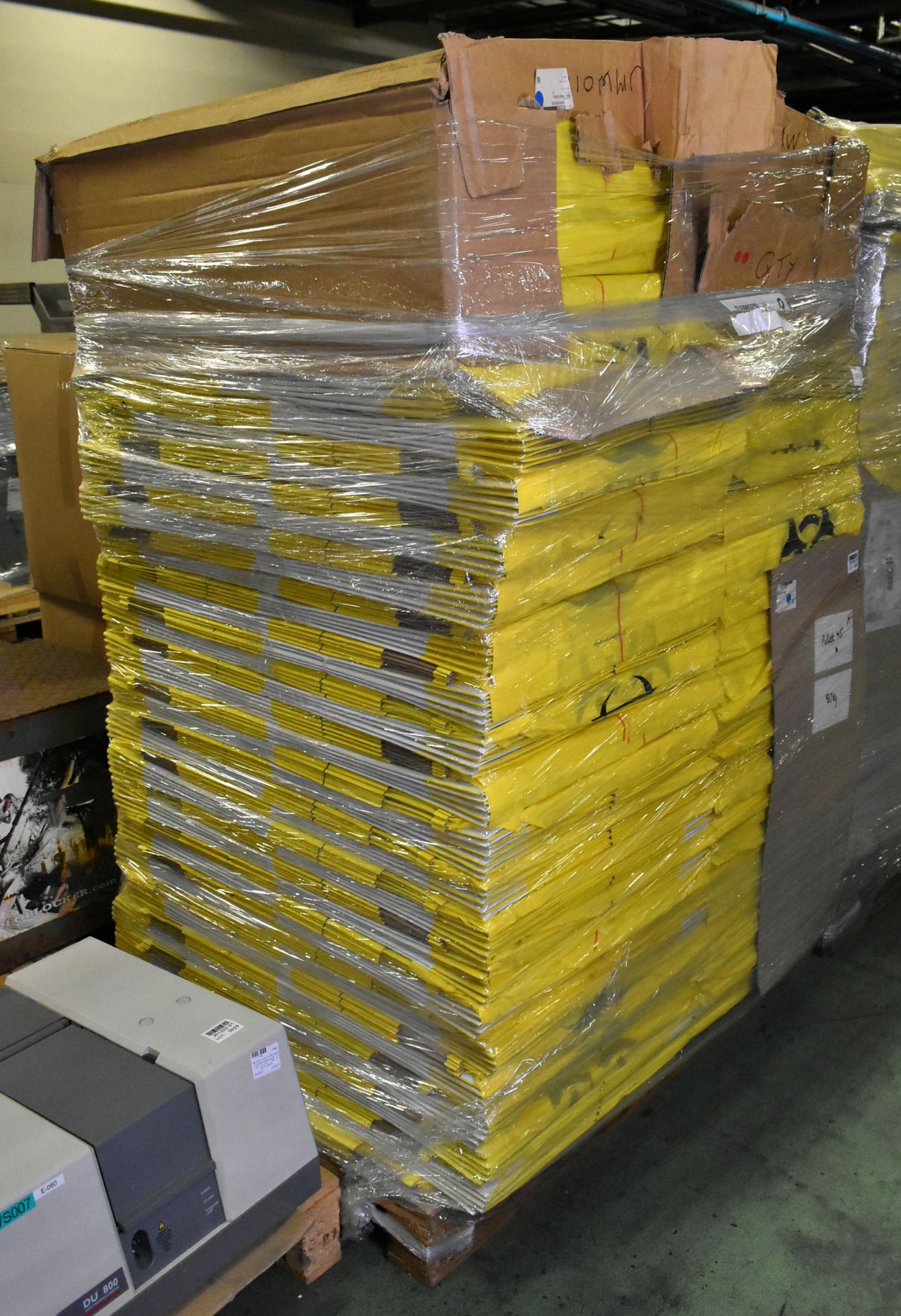 450x Clinisafe 50 solid and soft clinical waste boxes - 50L - L 290 x W 290 x H 570mm - Image 2 of 4