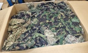 Various types of ex-military camo clothing - may include accessories - 135 kg – may require repair