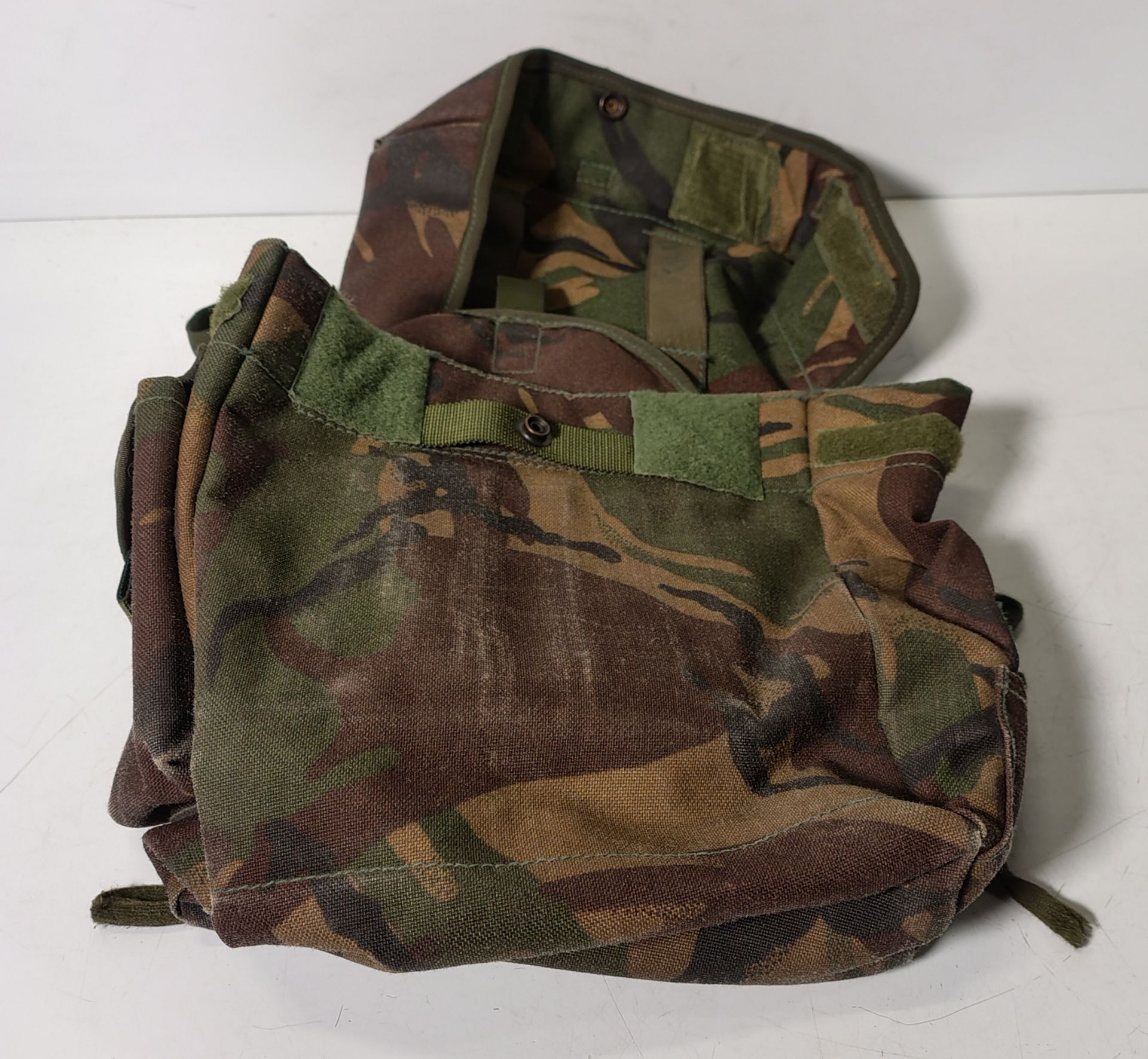 Various types of ex-military DPM accessories - 144kg – may require repair/be incomplete - Image 12 of 17