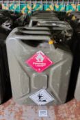 4x 20 litre metal jerry cans - W 160 x D 340 x H 470mm