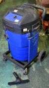 Nilfisk Alto SQ 8 industrial vacuum cleaner - W 650 x D 600 x H 1000mm - MISSING HOSE