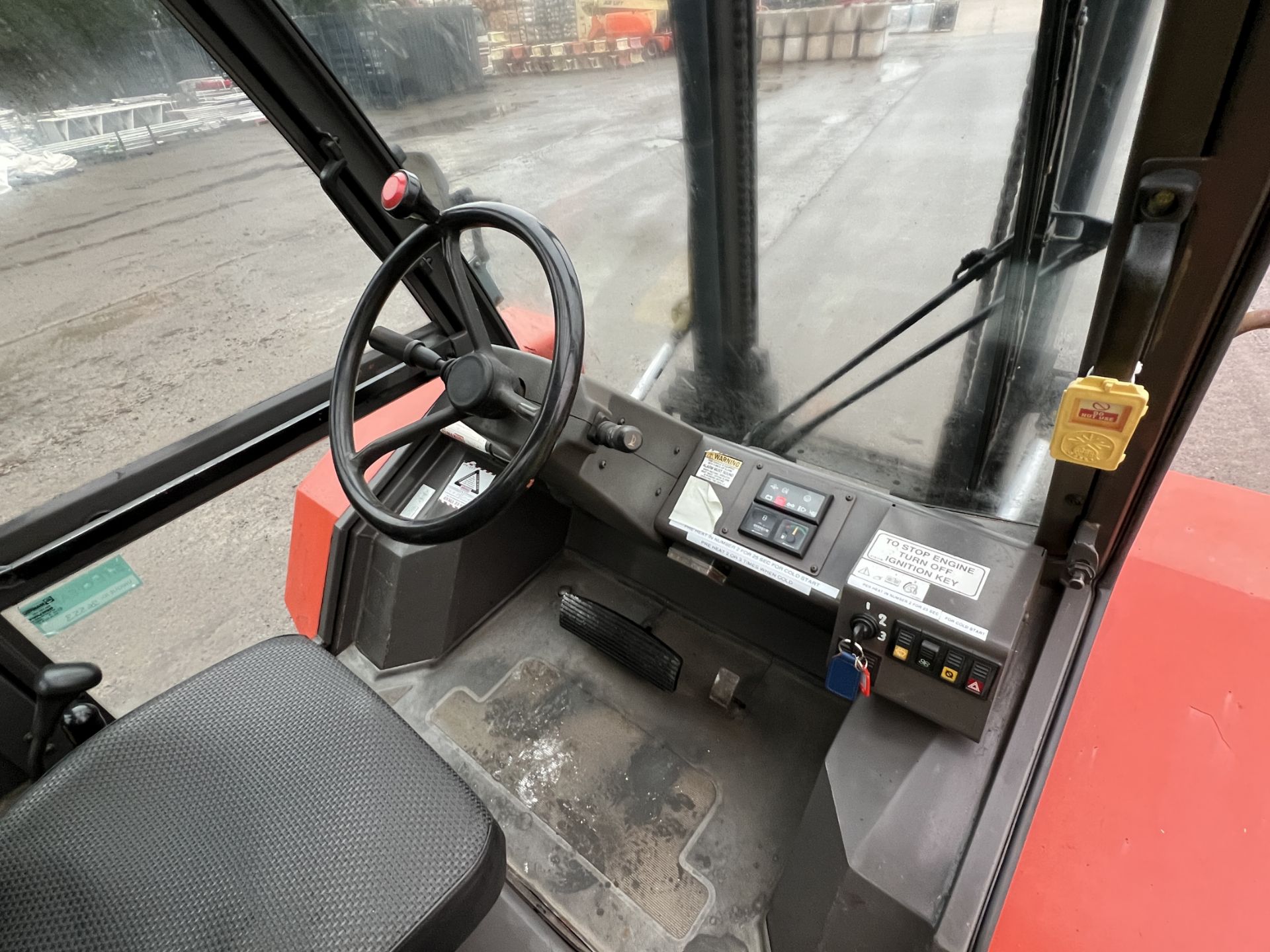 Manitou M26-2 rough terrain forklift - 2002 model - 2560 hours - full details in the description - Image 22 of 31