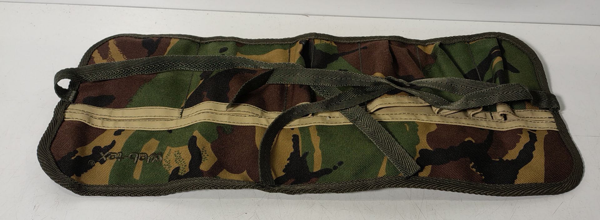 Various types of ex-military DPM accessories - 144kg – may require repair/be incomplete - Image 15 of 17
