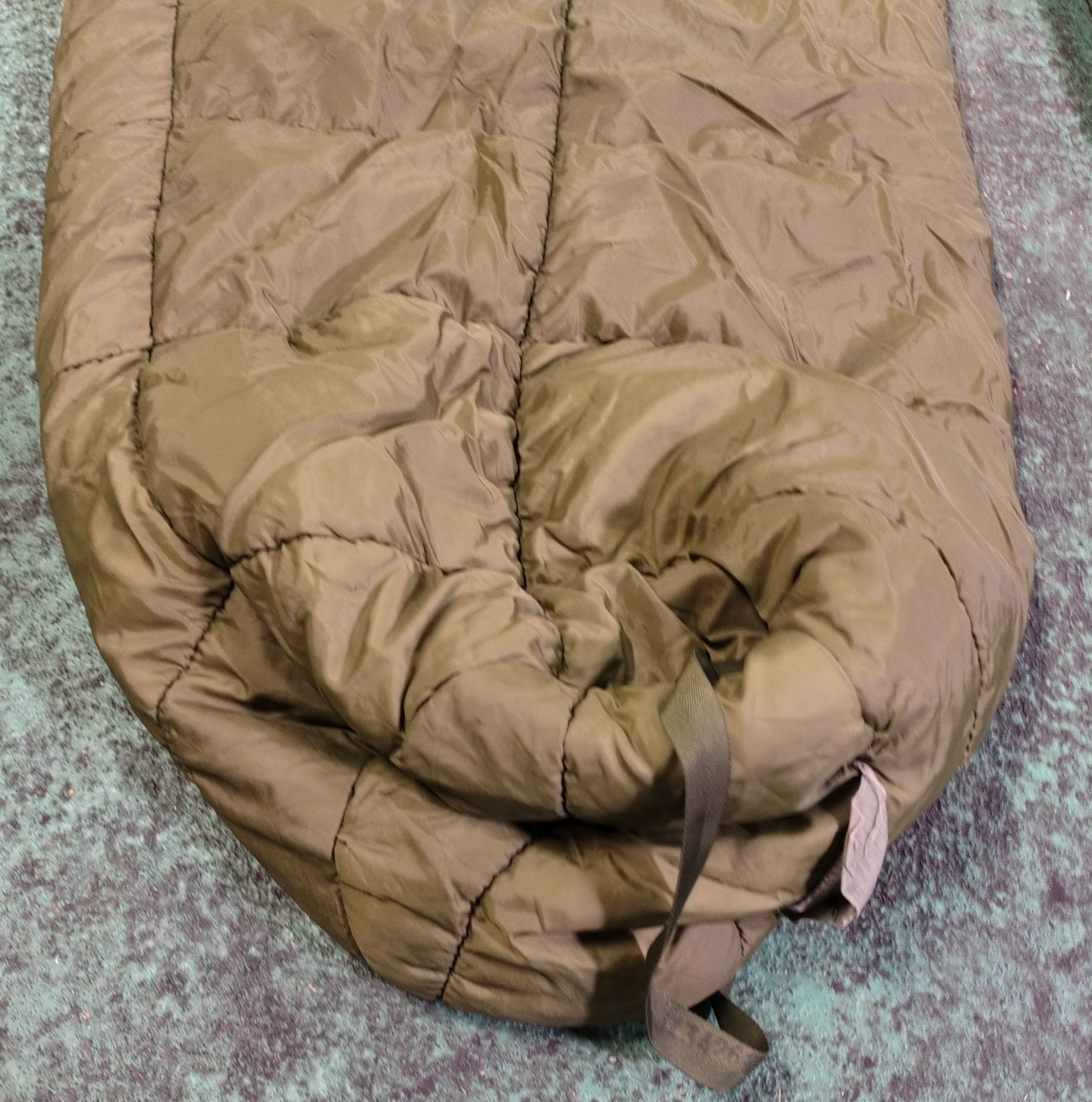 30x Medium weight sleeping bags - various types - may include arctic - Image 3 of 12