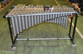 Premier Vibe Speed vibraphone - W 1370 x D 740 x H 840mm - SPEED DIAL CONTROL BOX DISASSEMBLED