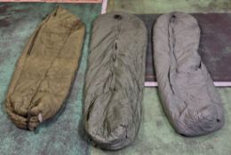 30x Medium weight sleeping bags - various types - may include arctic